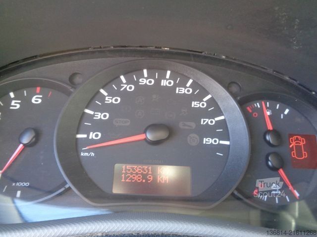 Minibus RENAULT Master dCi 170 9-Sitzer Klima AHK EU6