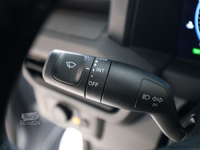 Minibus VW T7 Transporter Kasten 2.0l TDI 6-Gang AHK KAMERA