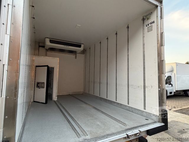 Kylskåpsbil MERCEDES-BENZ Sprinter 311 CDI Kühlkoffer bis -28 °C L2 RWD