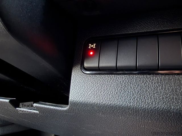 Pick-up skåpbil MERCEDES-BENZ Sprinter 319 CDI V6 4x4 Pritsche L3 ALLRAD Autom