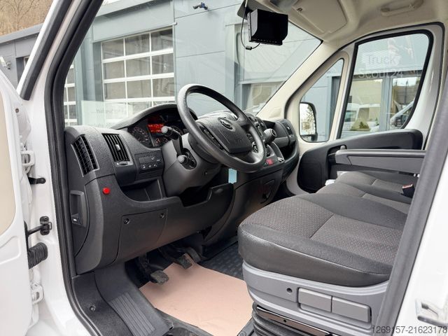 Box van OPEL Movano Koffer Ladebordwand 3,5t L3