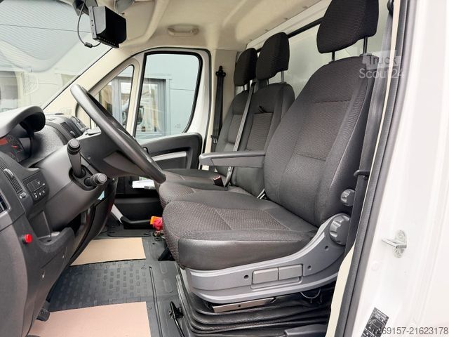 Box van OPEL Movano Koffer Ladebordwand 3,5t L3