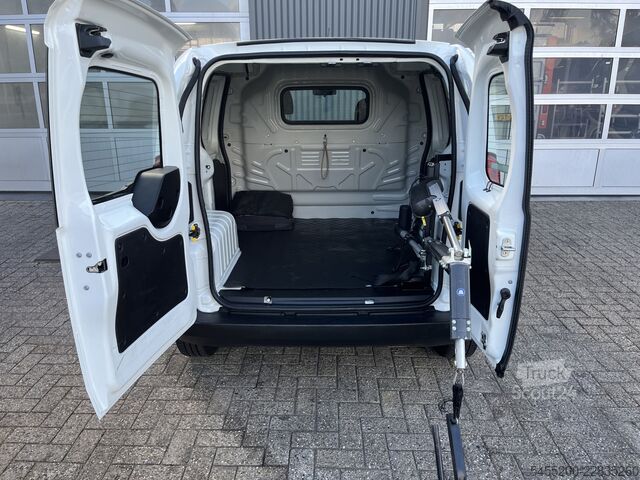 Augsta jumta universālis Peugeot Bipper 1.3 BlueHDi XT Profit + 35.000km NAP Aut...