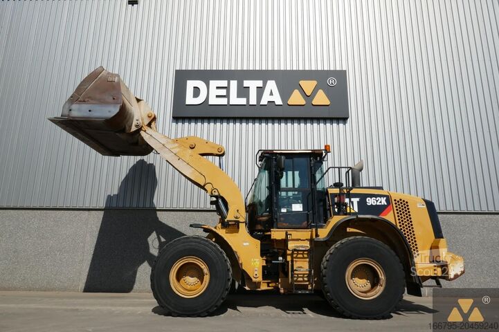 Kerekes rakodógép Caterpillar 962K