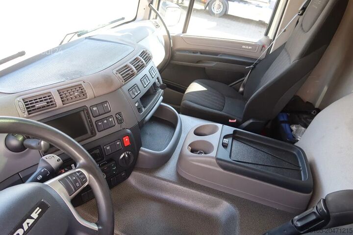 Valise DAF CF 290 FA Bak + Dhollandia klep 2000 KG