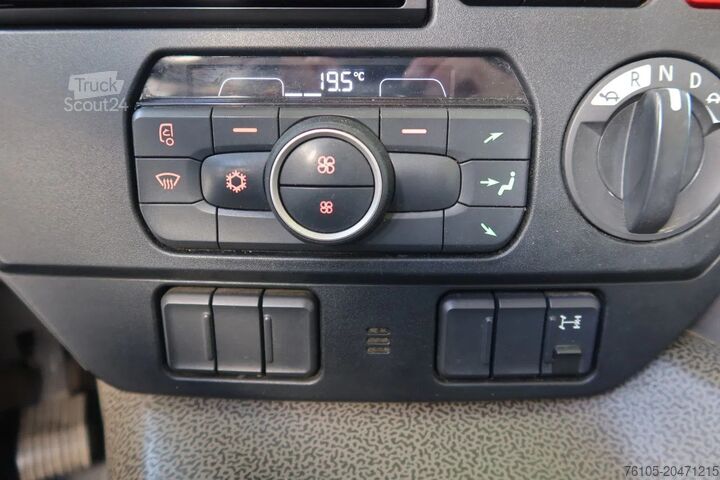 Valise DAF CF 290 FA Bak + Dhollandia klep 2000 KG