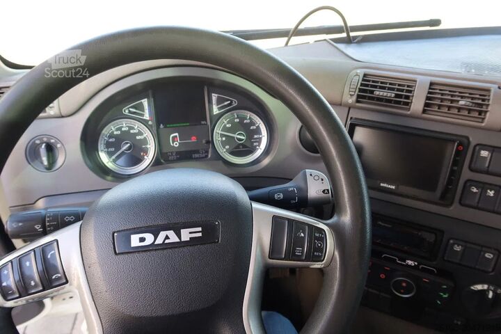 Valise DAF CF 290 FA Bak + Dhollandia klep 2000 KG