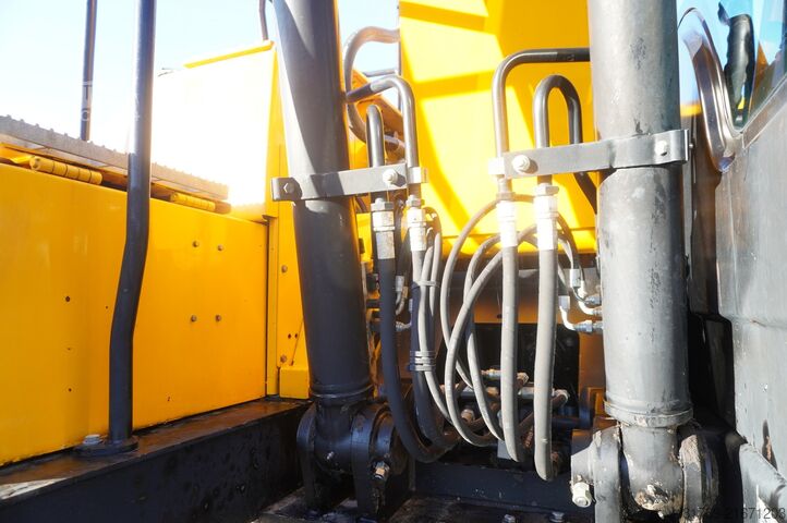 Pelle sur chenilles JCB JS 145LC crawler excavator / 4800 MTH