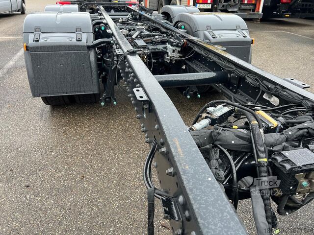 Șasiu / Fără motor MAN NEW TGS 26.520 6x2-4 LL CH / No engine