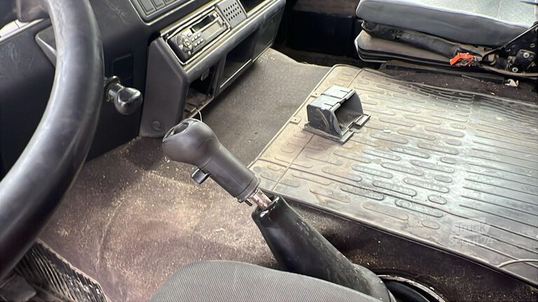 Tipper 3 côtés MAN 19.343 (FULL STEEL SUSP. / LAMES / BIG AXLE / G...