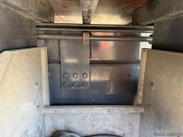 Krovimo platforma Scania P410 8x4 PRITSCHE + KRAN HIAB 244 EP-4 HIDUO - ...