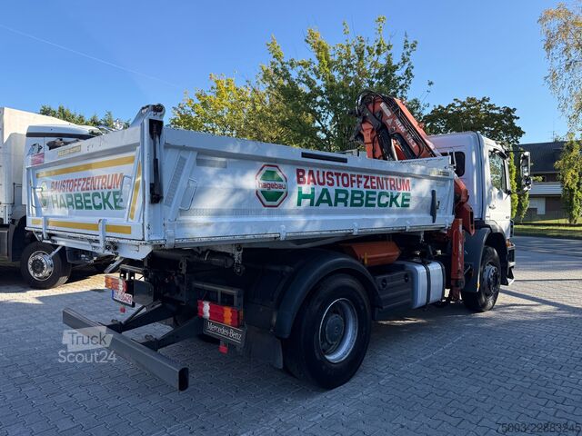 Camión volquete trilateral Mercedes-Benz Axor 1829 K 4X2 Kipper mit Kran Atlas 125.2