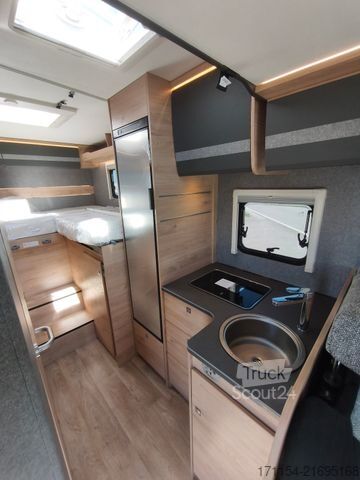 Pusiau integruotas kemperis ROADFANS T 6815 EB Hubbett,Automatik, TV