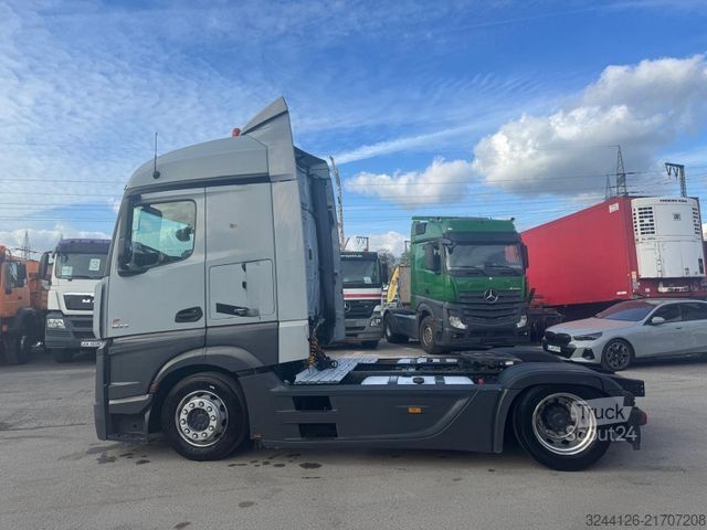 Lielapjoma vilcējs MERCEDES-BENZ Actros 1843LL/Lowliner/Retarder/German/TüV+SP