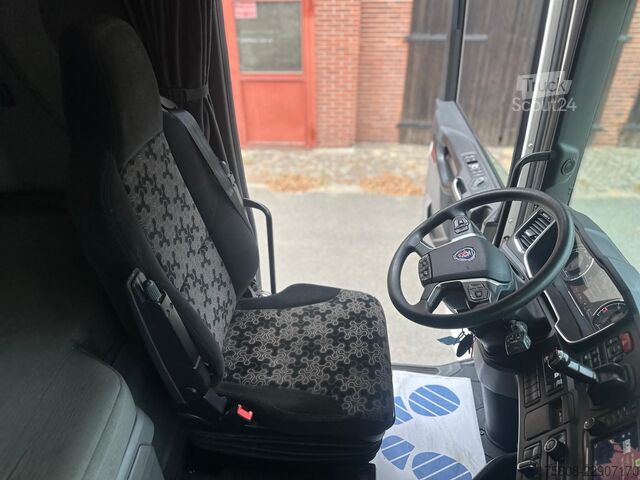 Gevaarlijke stoffen vrachtwagen SCANIA R450 Euro6D Retarder ACC ADR EXII / EXIII PTO
