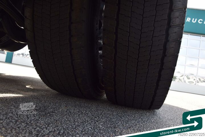 Standartinis vilkikas MAN TGX 18.560 LL Retarder Standklima Vollluft MIETE