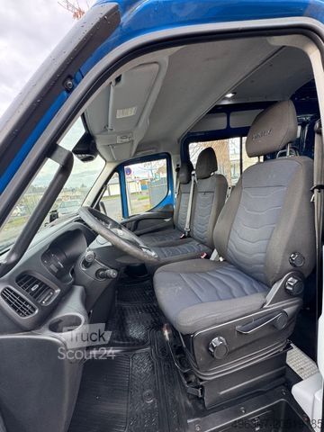 Panelinis furgonas IVECO Daily Kasten 35S18 /6 Sitze/ 3.0L / 3,5T Anh.