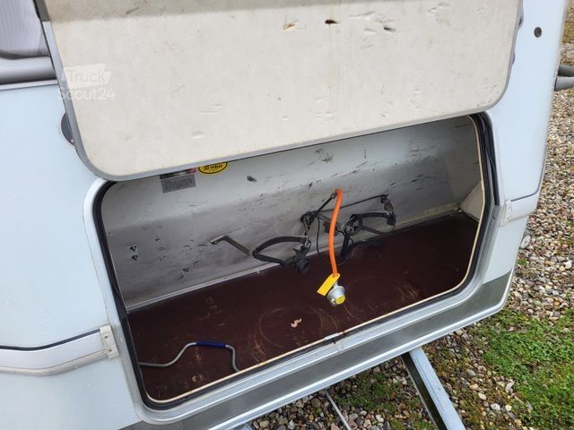 Caravane HYMER/ERIBA Eriba Nova Swing 530 Einzelbetten - Nr. 31  (4)