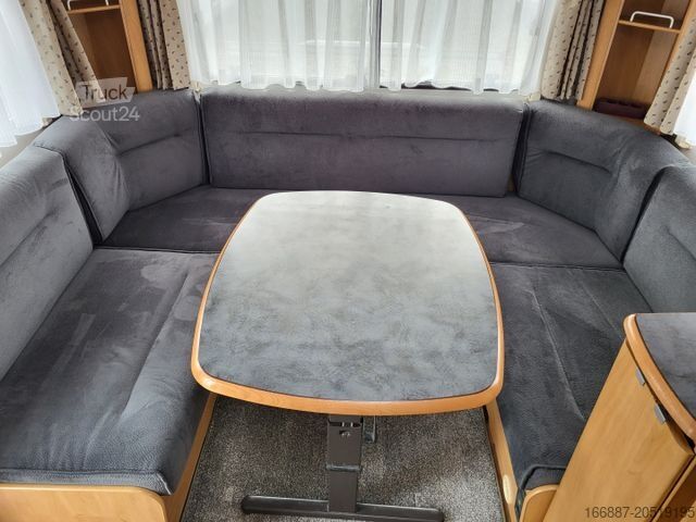 Przyczepa kempingowa HYMER/ERIBA Eriba Nova Swing 530 Einzelbetten - Nr. 31  (4)