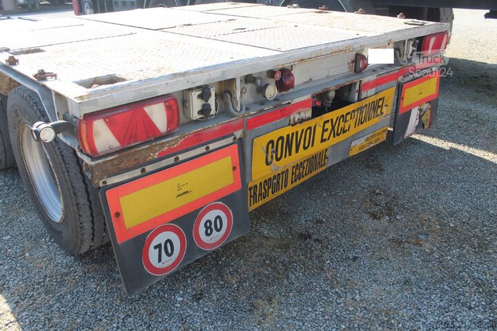 Dieplader oplegger voor het transport van bouwmachines bertoja semirimorchio culla allunagabile 2 assi