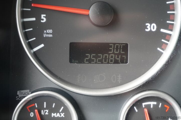 Abrollkipper MAN TGS 35.400 8×4 HYVA LIFT 32.56 SE hooklift