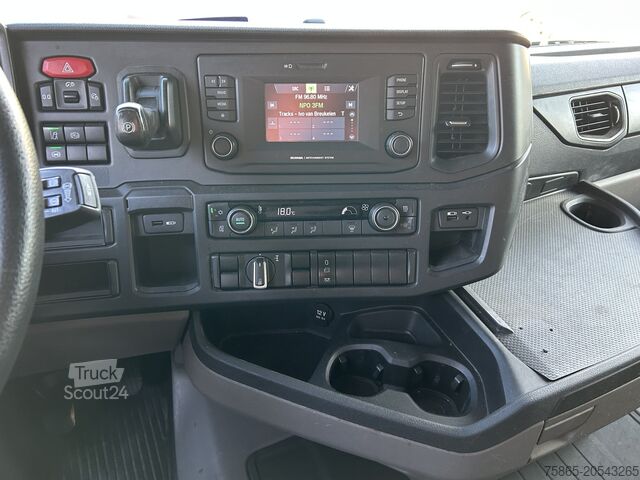 Standard tractor Scania R450 Highline / Retarder / 860 dkm / APK TUV 03-26