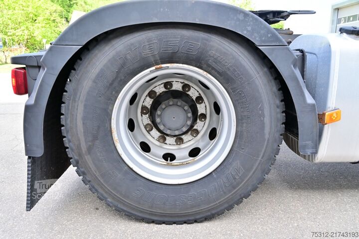 Standard tractor unit Volvo FM460  E6 VEB Scheckheft Bett