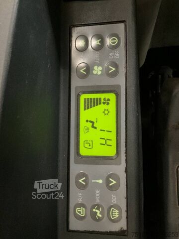 حفارة ميدي Kobelco SK 75 SR-3E