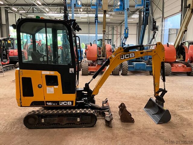 Mini bager JCB 16 C-1