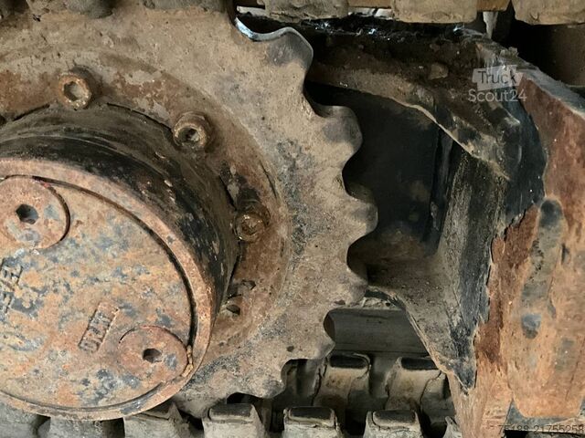 Mini bager JCB 16 C-1