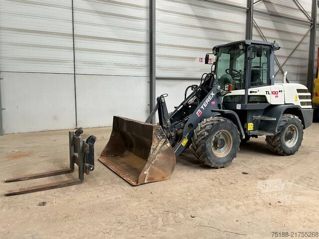 навантажувач Terex TL 100