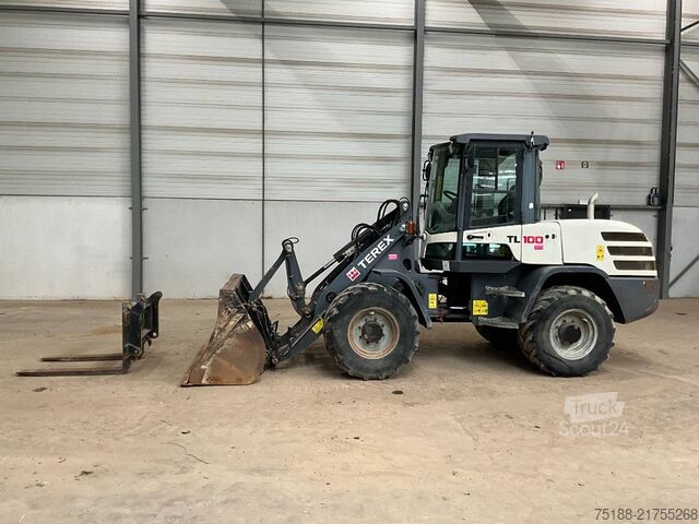 навантажувач Terex TL 100