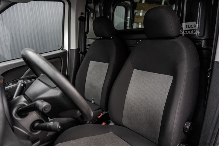 Kombi z wysokim dachem Fiat Doblò Cargo 1.3 MJ L1H1 SX | Airco | Schuifdeur...