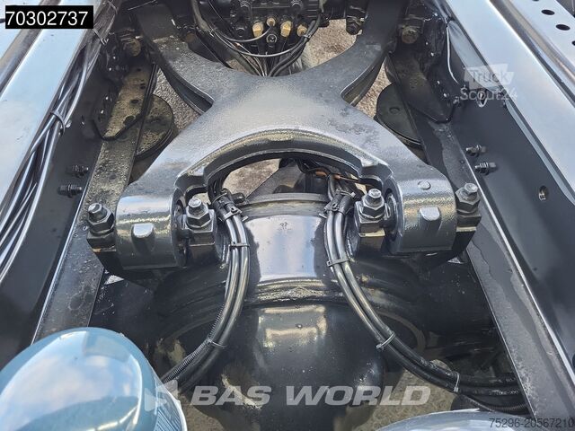 Standard tractor MAN TGX 18.470 4X2 GX 2xTanks Euro 6