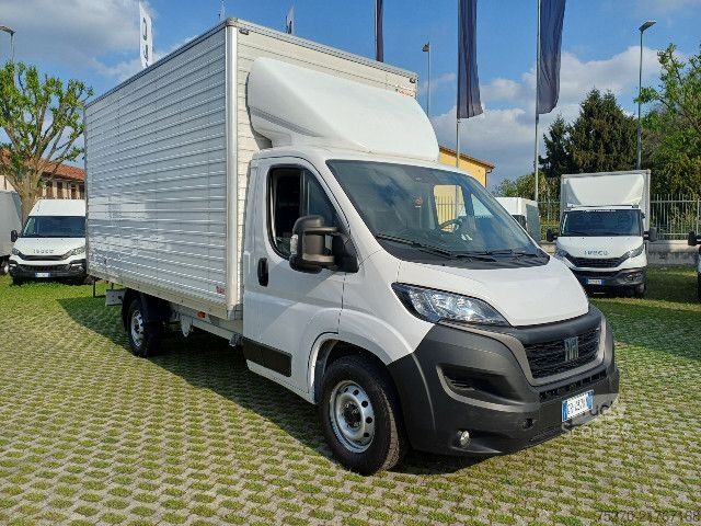 Transporter mit Koffer Fiat DUCATO