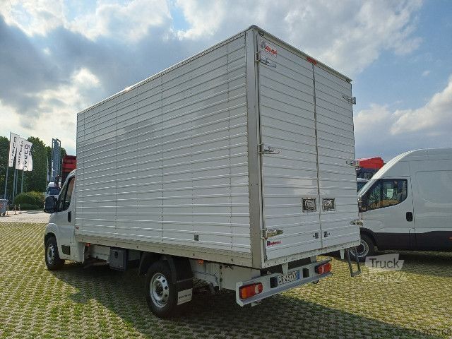 Transporter mit Koffer Fiat DUCATO