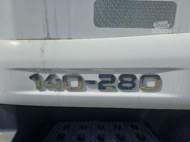 Camion plateau avec bâche IVECO EUROCARGO ML140E28