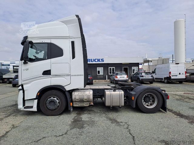 Standard tractor unit IVECO S-WAY AS440S53T/P