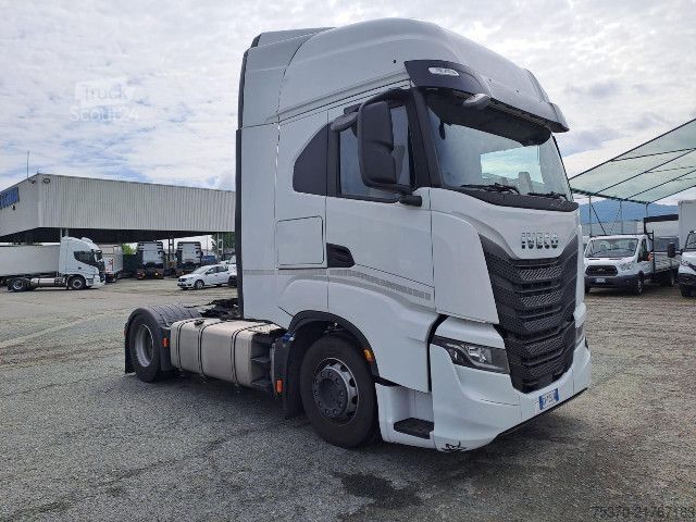 Standard tractor unit IVECO S-WAY AS440S53T/P
