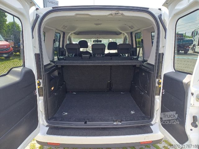 Minibusz Fiat DOBLO 5 POSTI