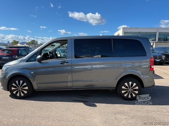 Furgão de painéis Mercedes-Benz Vito Mixto 119 COMPACT