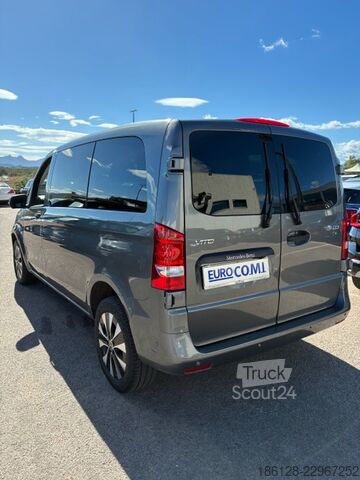 Furgão de painéis Mercedes-Benz Vito Mixto 119 COMPACT