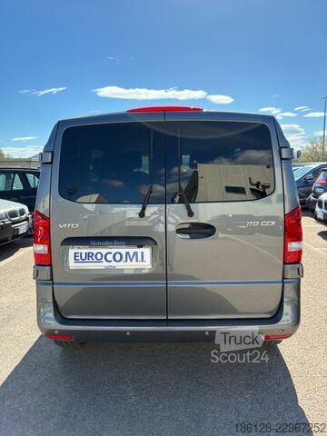 Furgão de painéis Mercedes-Benz Vito Mixto 119 COMPACT