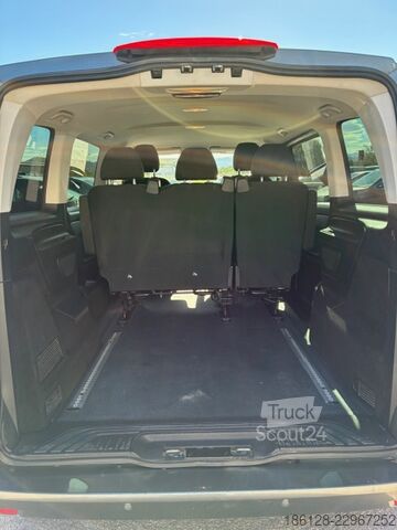Furgão de painéis Mercedes-Benz Vito Mixto 119 COMPACT