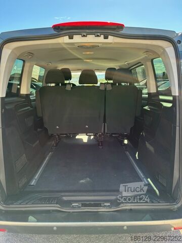 Furgão de painéis Mercedes-Benz Vito Mixto 119 COMPACT
