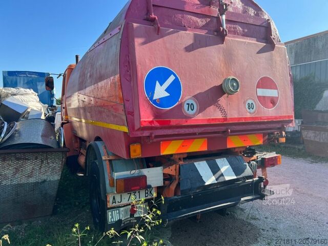 Speciale doeleinden vrachtwagen MERCEDES-BENZ MERCEDES AUTOSPAZZATRICE USATA