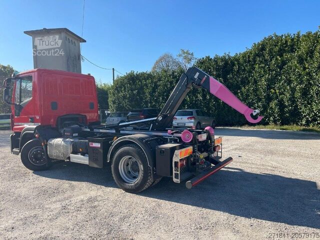 Tovornjak s kavljem za kontejnerje IVECO IVECO EUROCARGO 160E USATO SCARRABILE