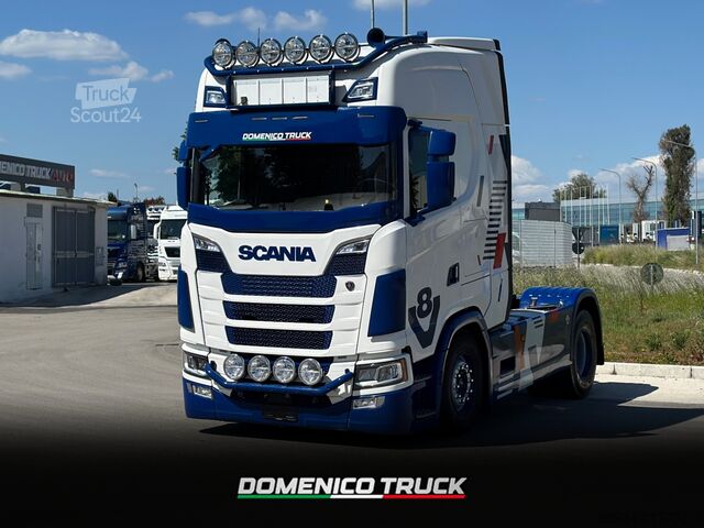 Standart çekici ünitesi SCANIA 590 S FULL PNEUMATIC