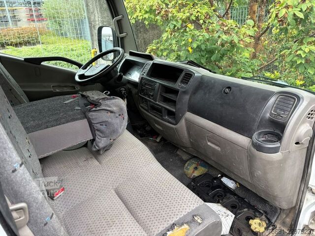 Fourgon benne basculante Nissan Cabstar 35.13  3000td - Motore Fuso  -