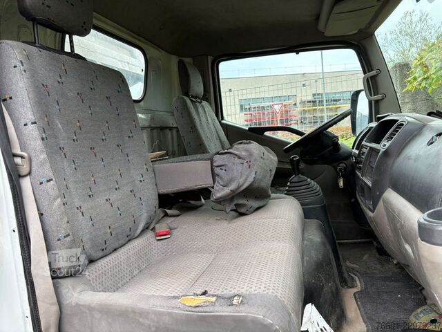 Fourgon benne basculante Nissan Cabstar 35.13  3000td - Motore Fuso  -